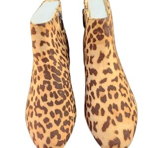 Leopard‎ Print Ankle Booties